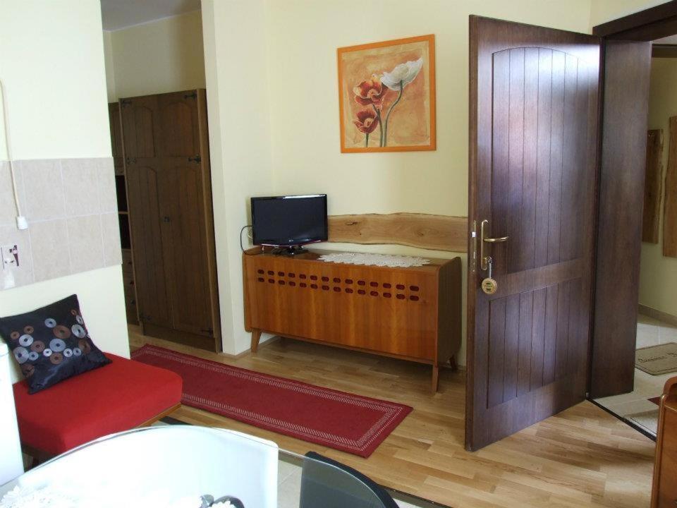 Hotel Diána Pécs Habitación foto