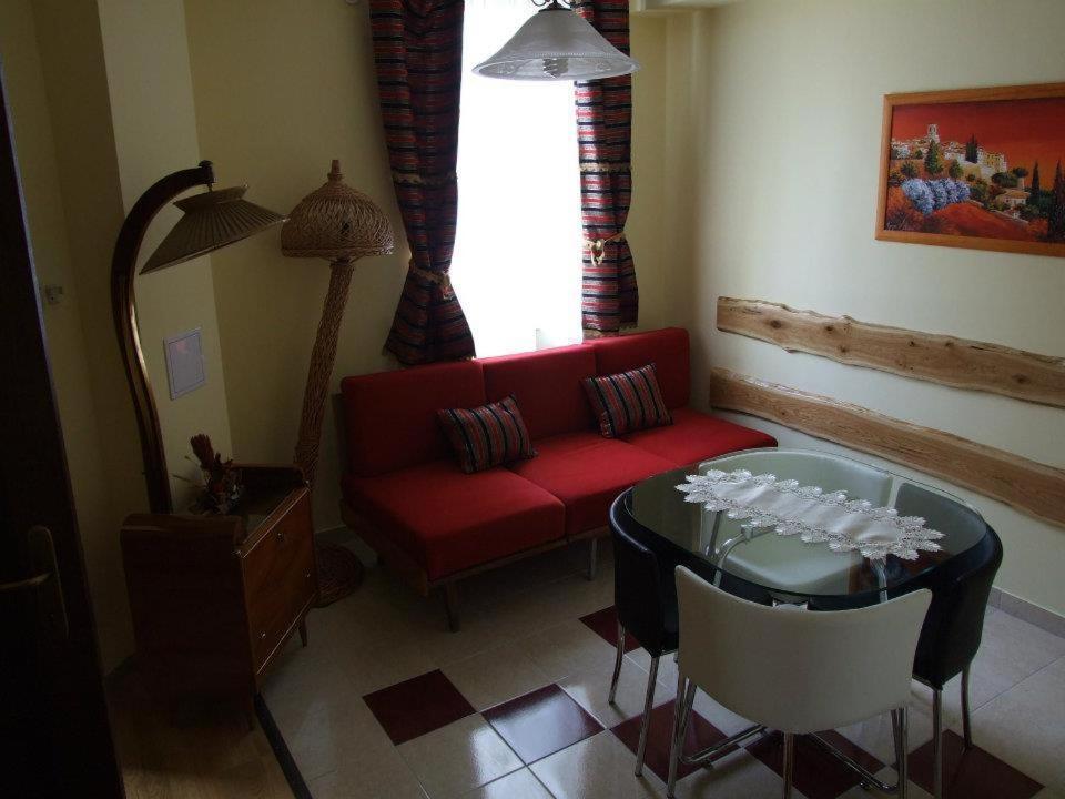 Hotel Diána Pécs Habitación foto