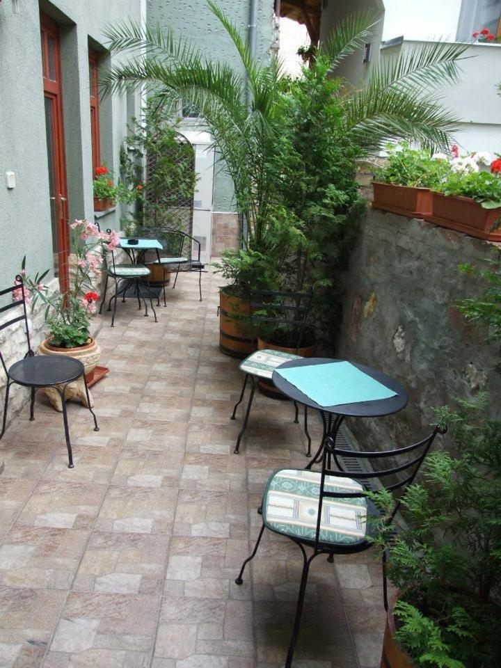 Hotel Diána Pécs Exterior foto