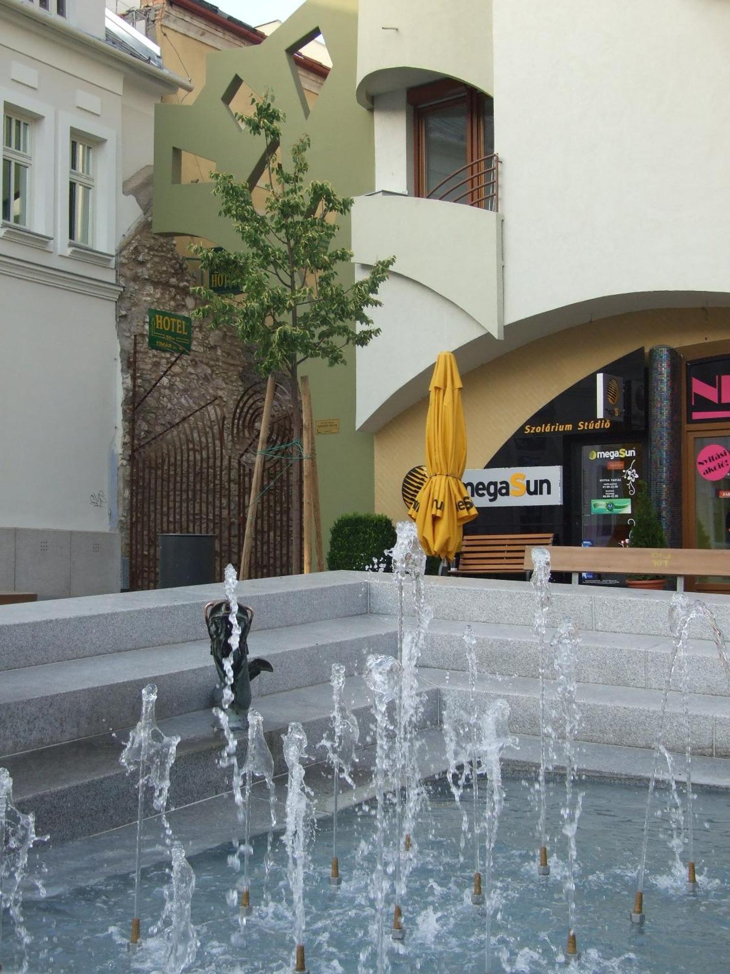 Hotel Diána Pécs Exterior foto